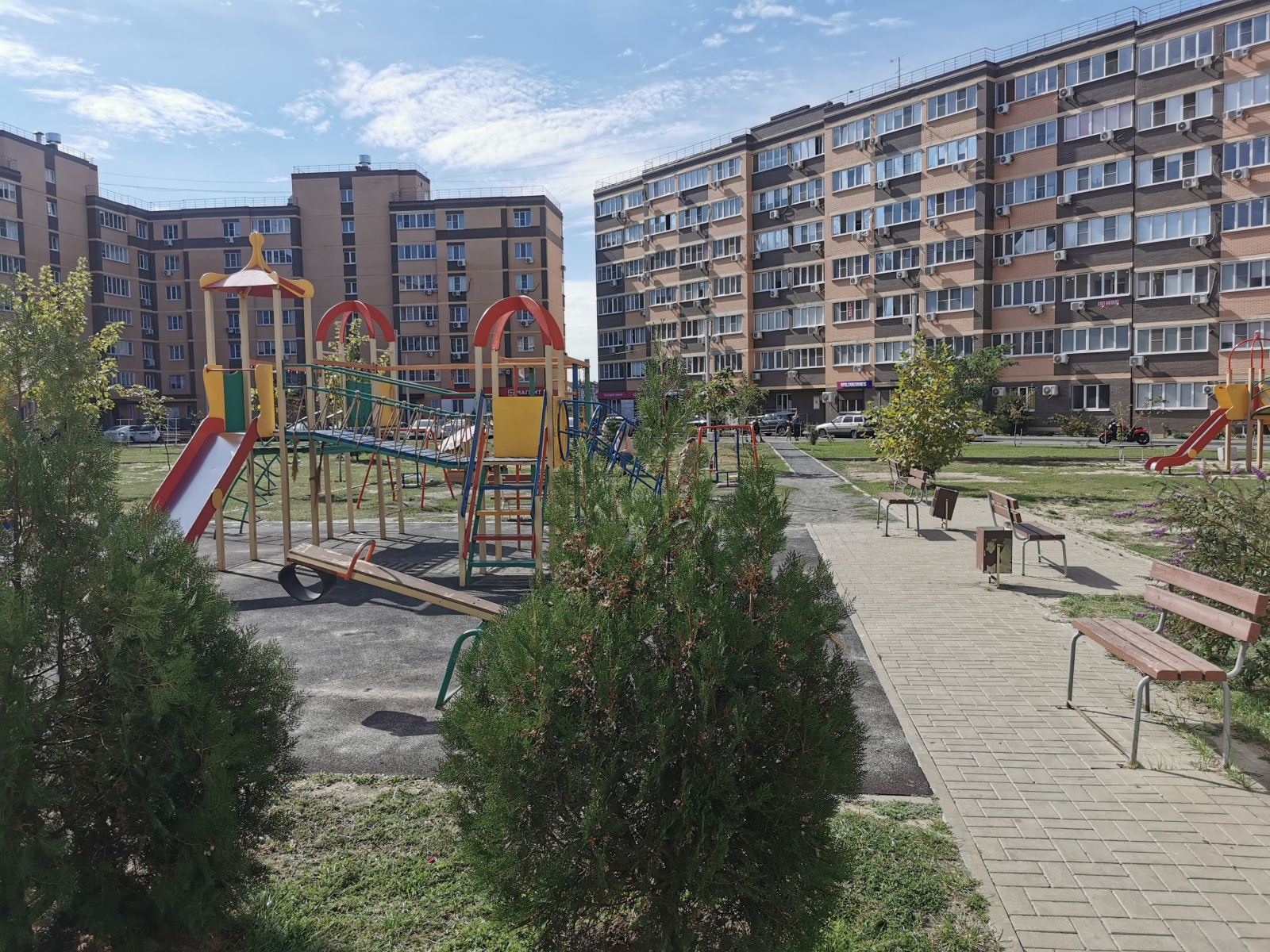 Салютина 2 Б, кв 190