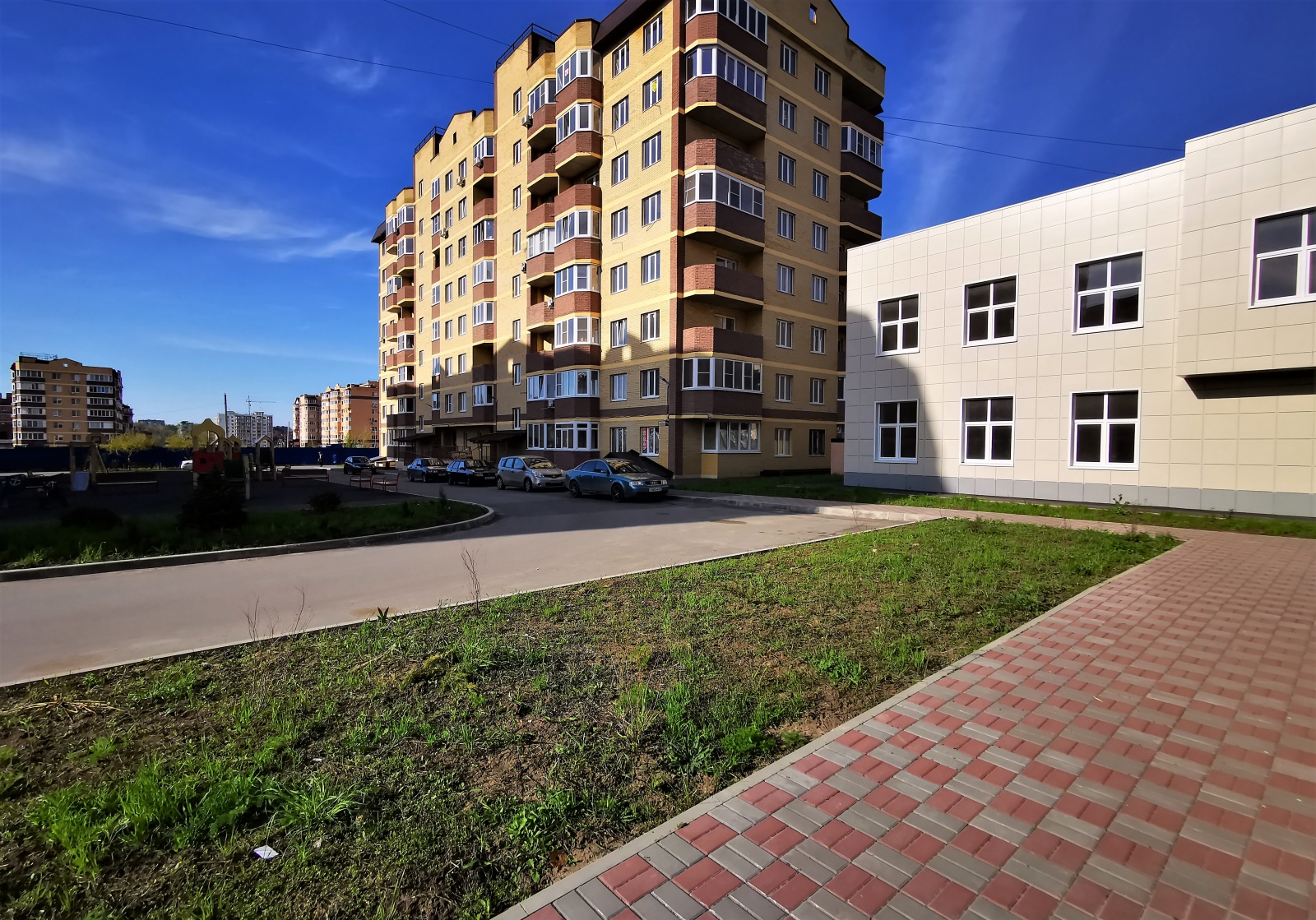 Тружеников 86/5 кв 14