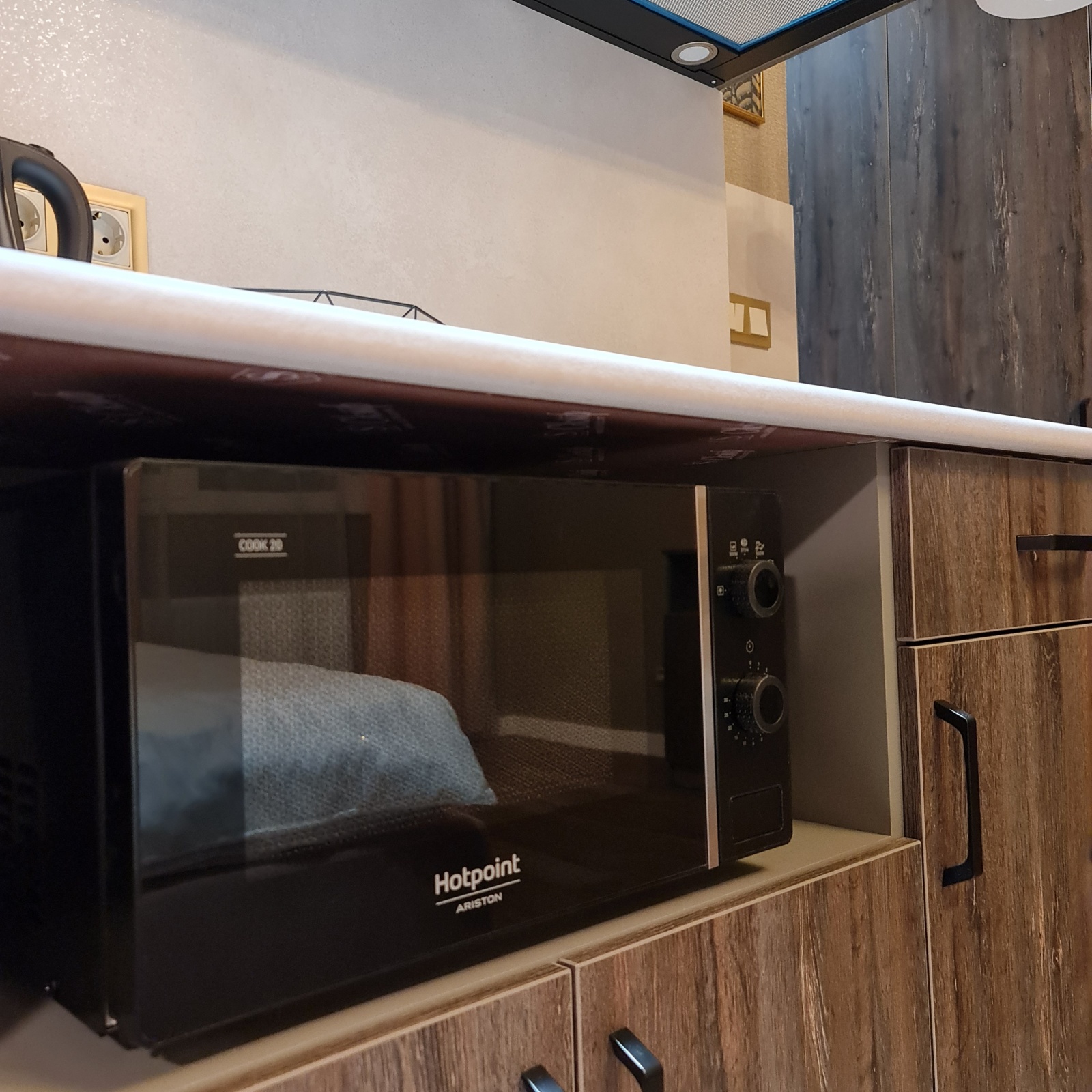 Таврическая 4, кв 251