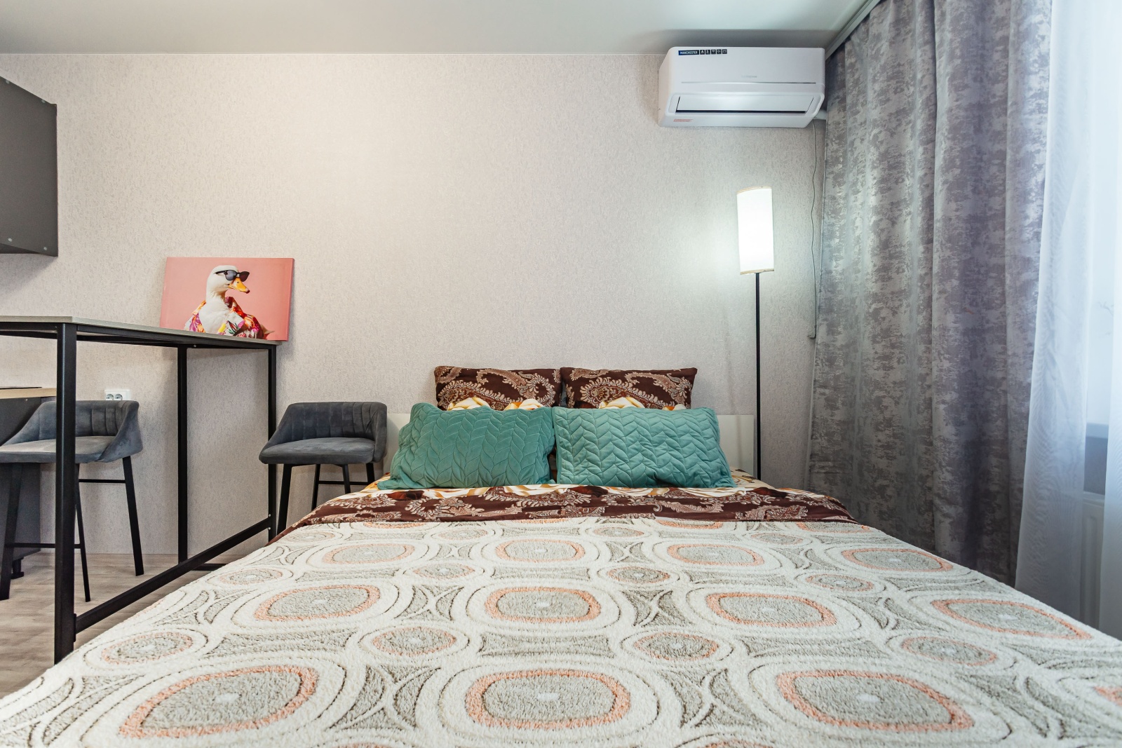 Умная студия на Дмитрия Петрова 7