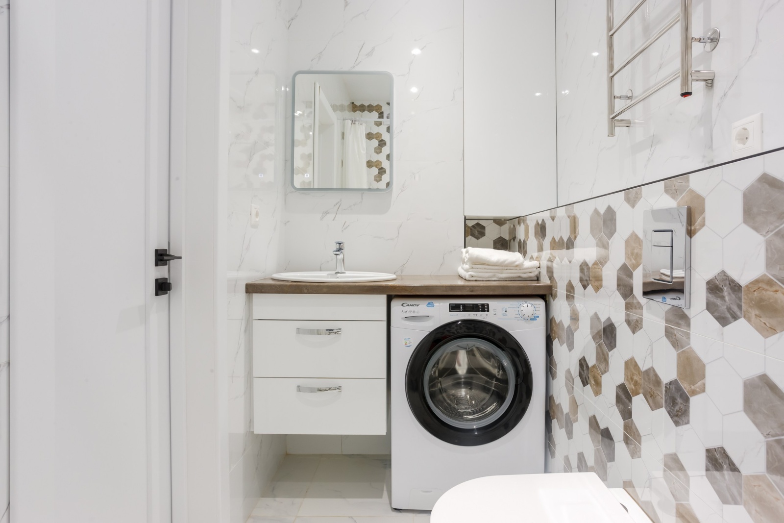Квартира-студия 28  м², 19/25 эт.