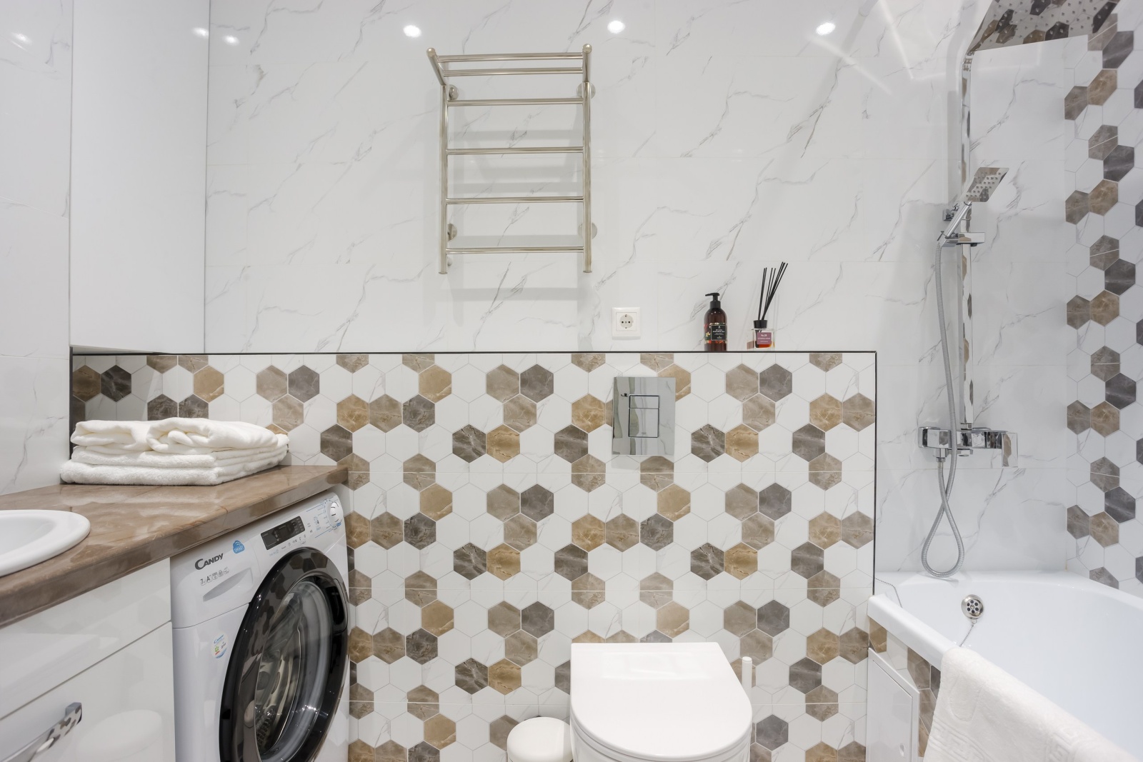Квартира-студия 28  м², 19/25 эт.