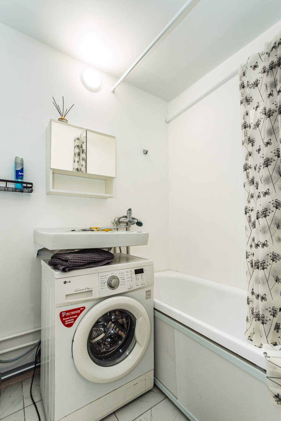 Умная студия на Дмитрия Петрова 7