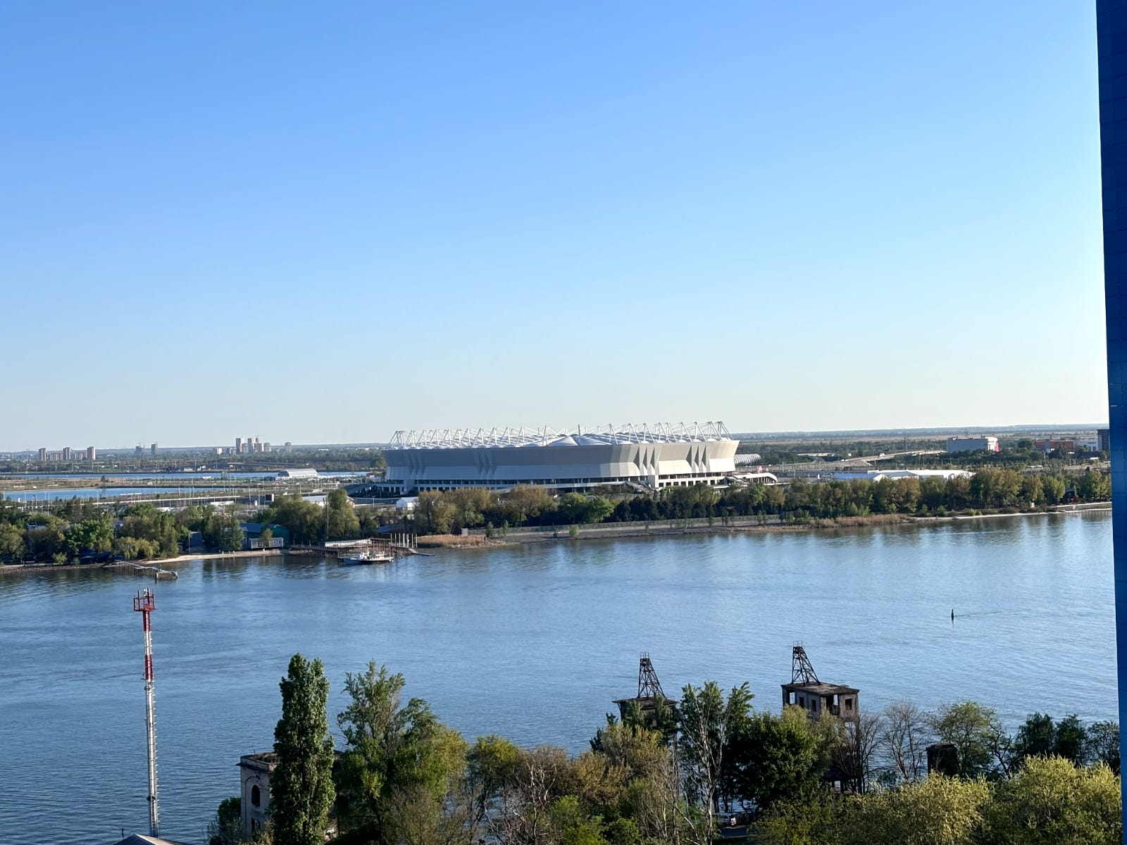 Шикарная панорамная студия