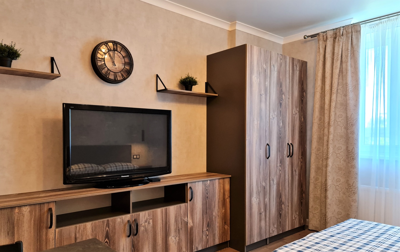 Таврическая 4 кв 26